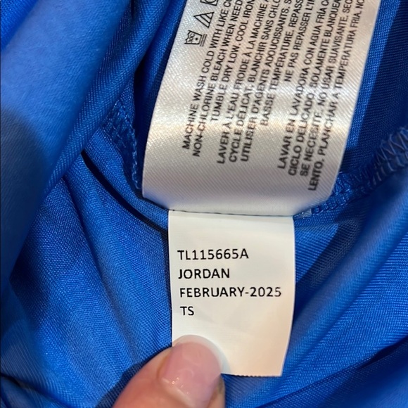 Greg Norman Collection | Women's 1/4 Zip Up - Picture 9 of 11